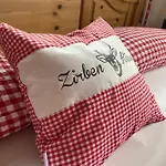 Ferienappartment Zum Gruenen Hirsch Apartmán *